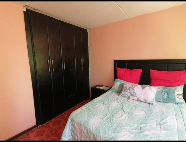 2.5 BEDROOM APARTMENT FOR SALE IN SOUTH BEACH